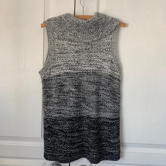 🌸2 for $55 Sleeveless cowl neck sweater - Picture 4 of 4